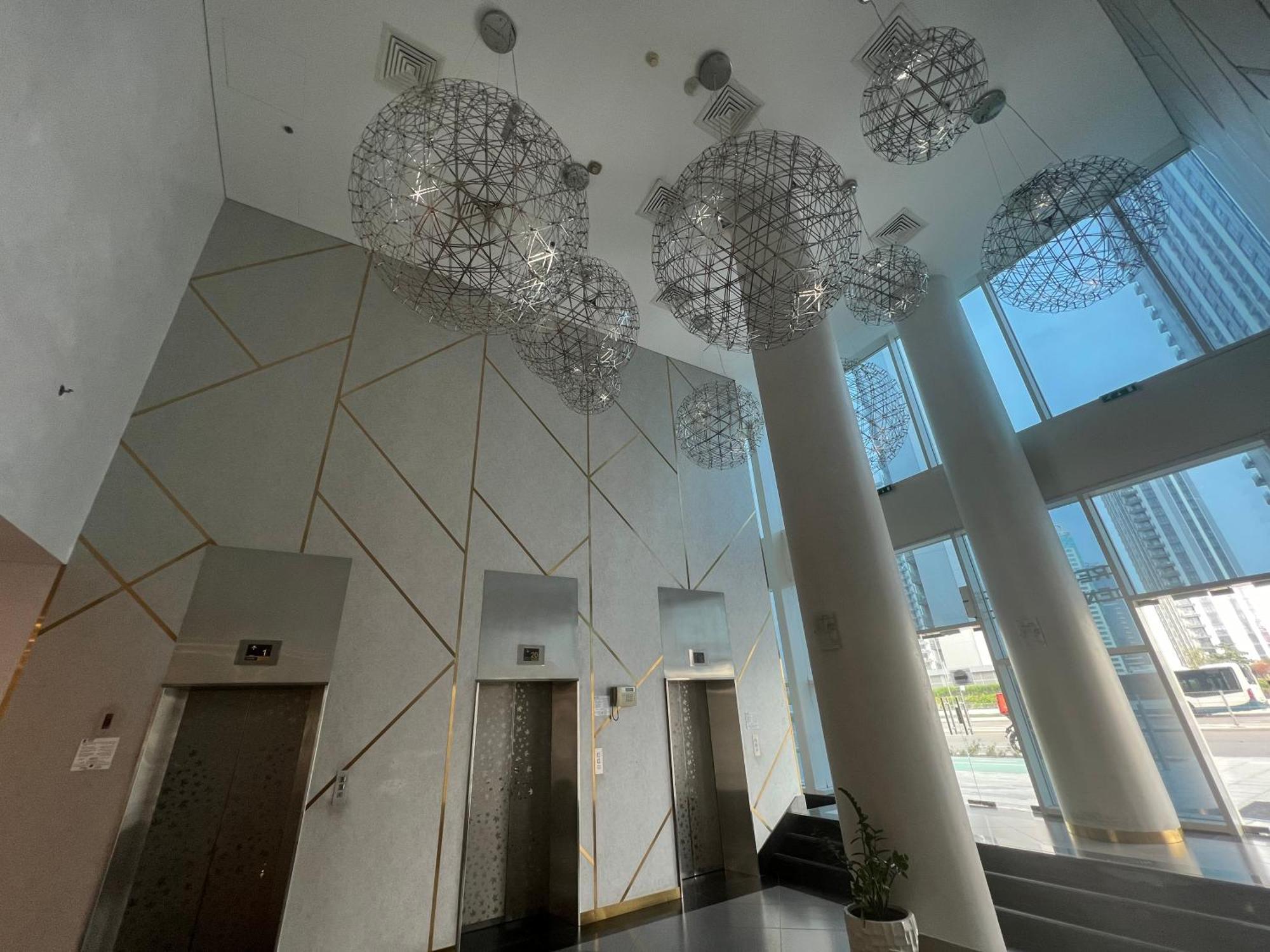 Large Size One Bedroom Apartment With Sea View Abu Dhabi Exterior photo